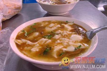 餐饮